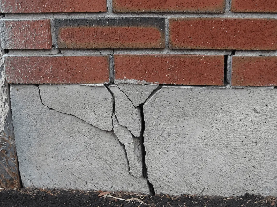 Concrete foundation with serious structural damage in Baton Rouge, LA